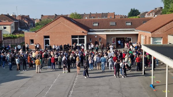 matinée sportive avec les élèves et les familles à l'école Saint Jean Baptiste